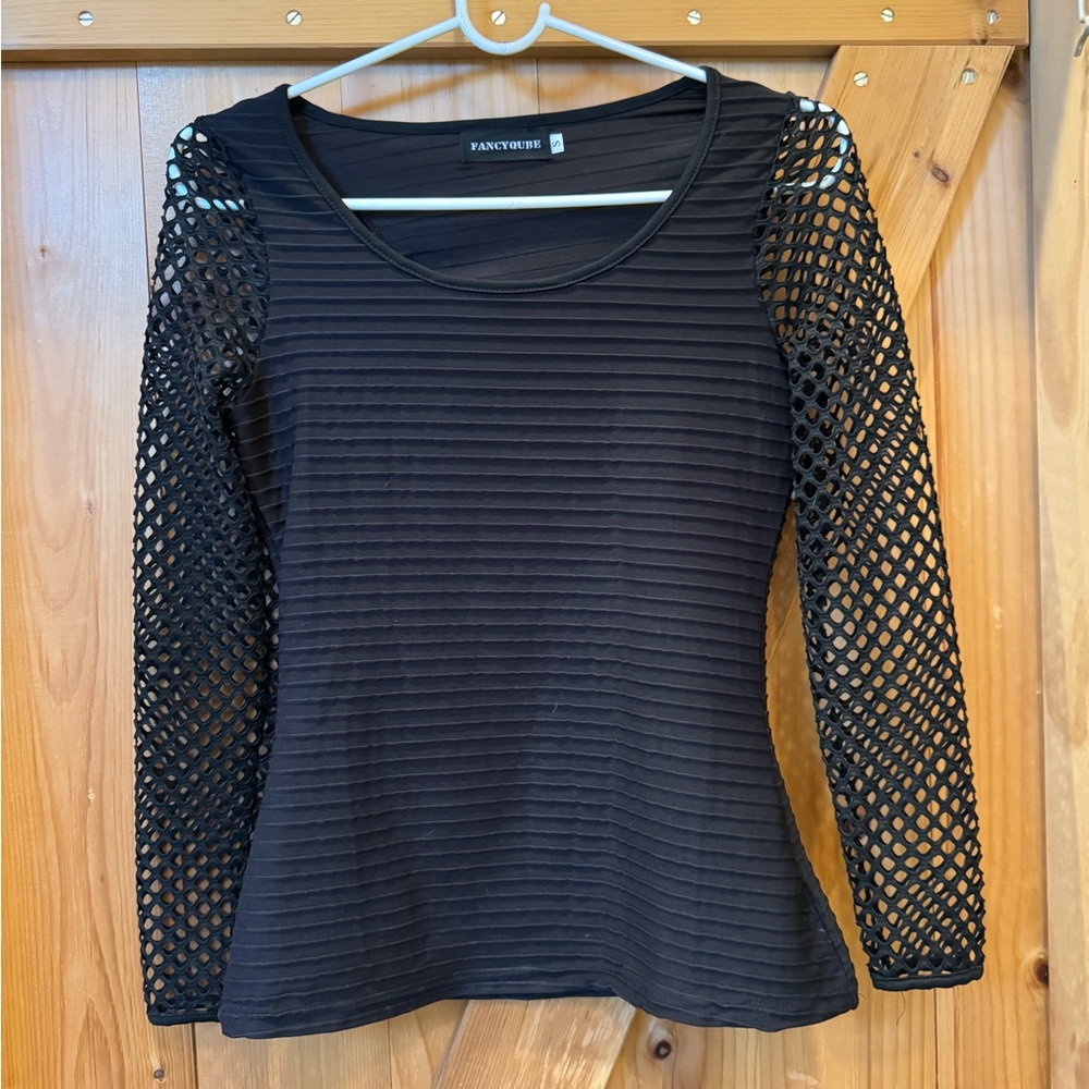 Long sleeve fishnet top size s
